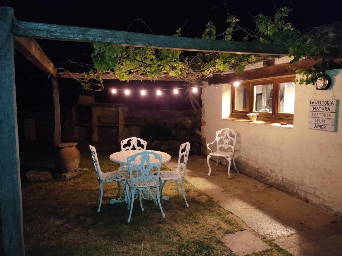 فيلا Casita Con Jacuzzi Rectoria De Dosquers Maia de Montcal المظهر الخارجي الصورة