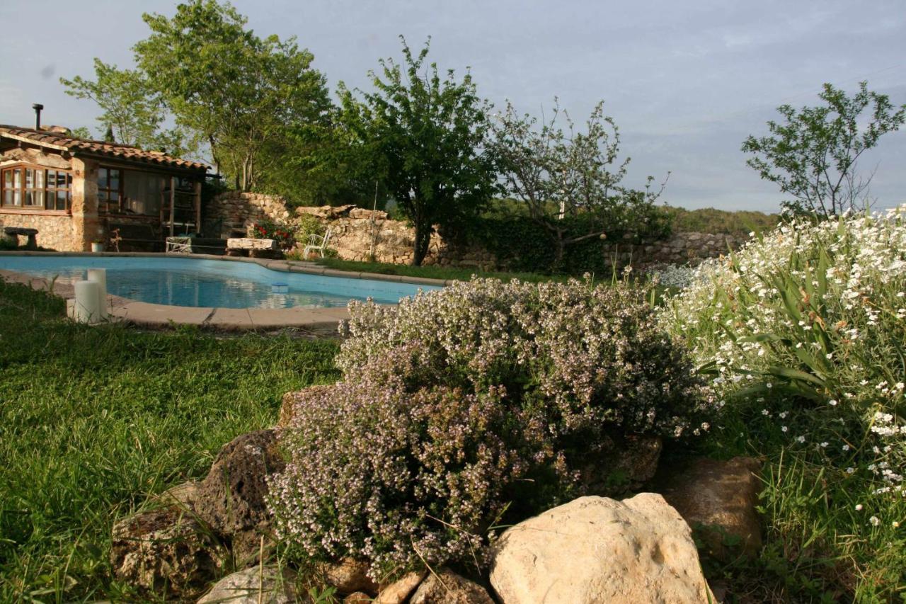 فيلا Casita Con Jacuzzi Rectoria De Dosquers Maia de Montcal المظهر الخارجي الصورة