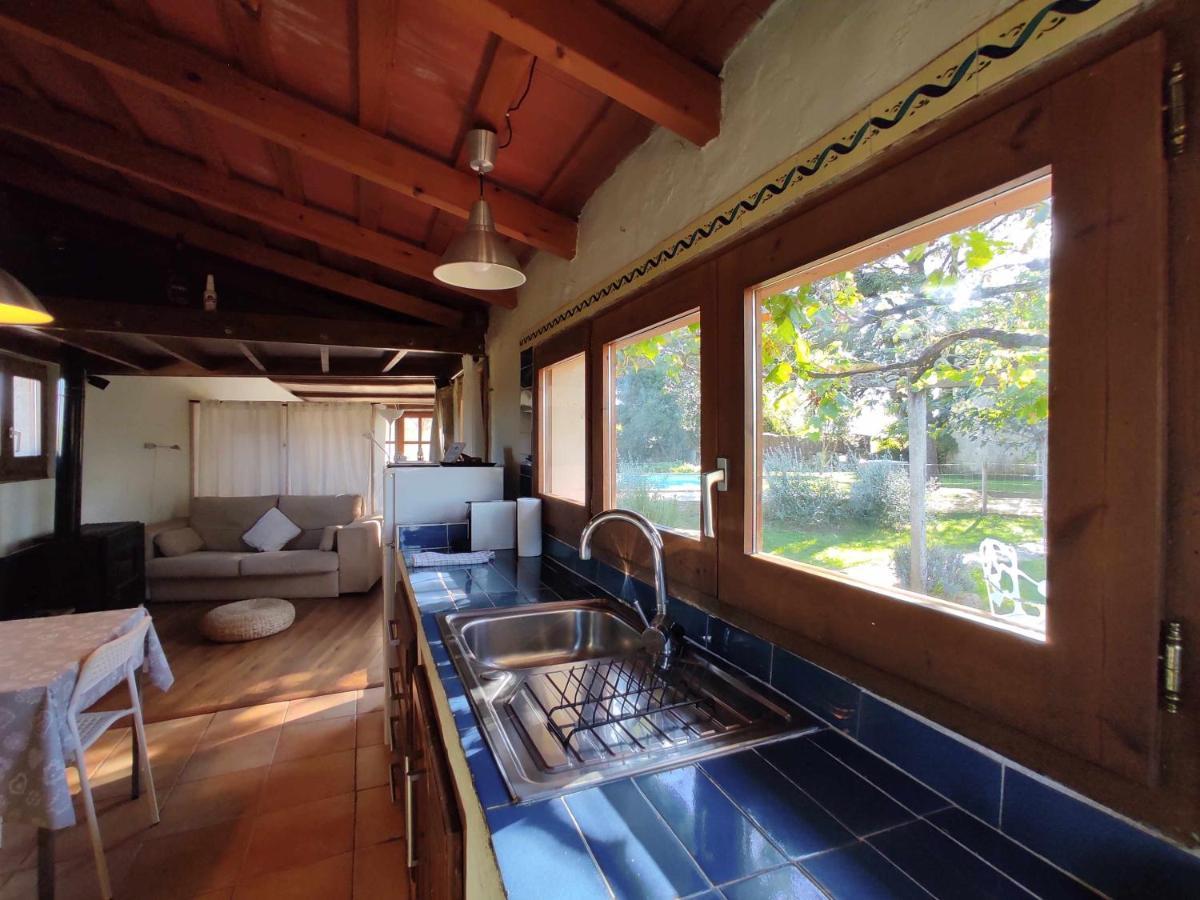 فيلا Casita Con Jacuzzi Rectoria De Dosquers Maia de Montcal المظهر الخارجي الصورة